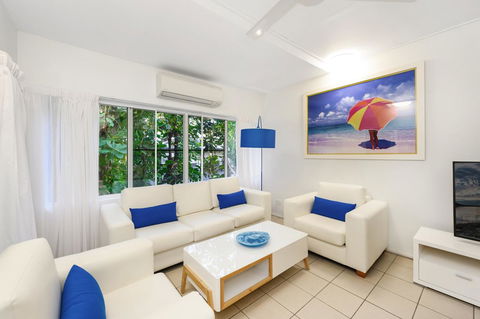 By The Sea Port Douglas - St Kilda Accommodation 0