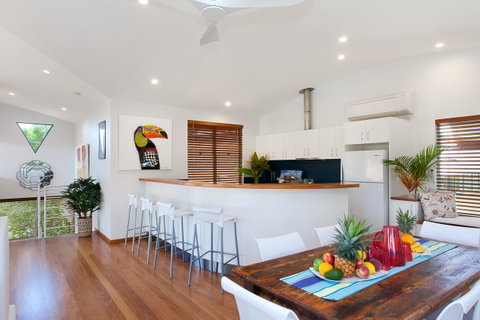 Jolly Roger's Beach House - St Kilda Accommodation 4