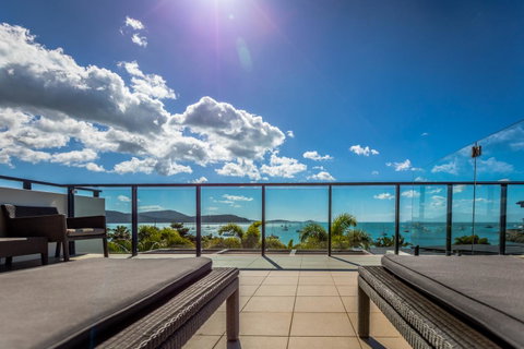 Mirage Whitsundays - St Kilda Accommodation 21