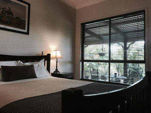 The Bearded Dragon Boutique Hotel - St Kilda Accommodation 0