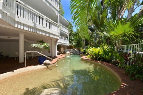 The White House Port Douglas - St Kilda Accommodation 20