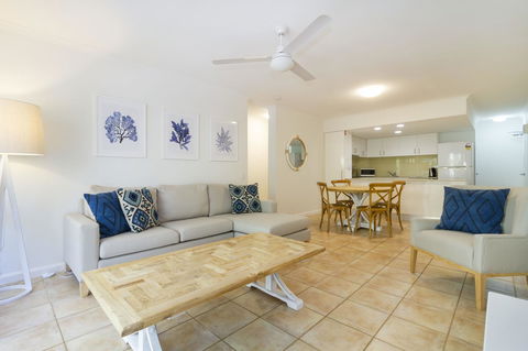 The White House Port Douglas - St Kilda Accommodation 28