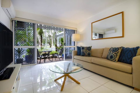 The White House Port Douglas - St Kilda Accommodation 3