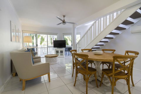 The White House Port Douglas - St Kilda Accommodation 7