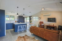 Book Advancetown Accommodation Vacations St Kilda Accommodation St Kilda Accommodation