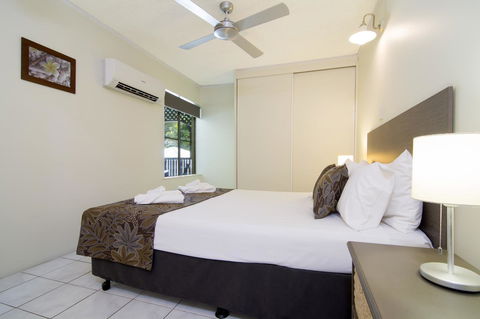 The Port Douglas Queenslander - St Kilda Accommodation 11