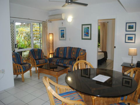 The Port Douglas Queenslander - St Kilda Accommodation 21