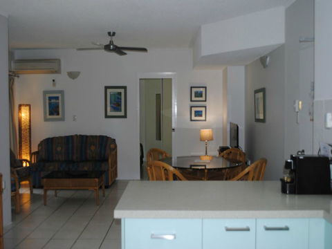 The Port Douglas Queenslander - St Kilda Accommodation 16