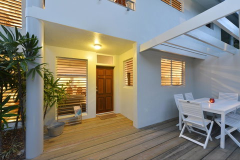 [ ANDY'S BEACH HOUSE ] - St Kilda Accommodation 7