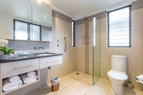 Sea Point On Trinity Beach - St Kilda Accommodation 20