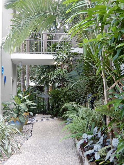 Sea Point On Trinity Beach - St Kilda Accommodation 25