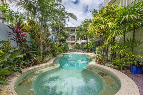 Sea Point On Trinity Beach - St Kilda Accommodation 23
