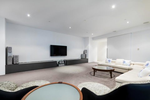 Q1 Resort & Spa - Official - St Kilda Accommodation 41
