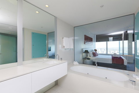 Q1 Resort & Spa - Official - St Kilda Accommodation 39