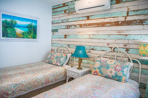 Jamaica Beach House - St Kilda Accommodation 22