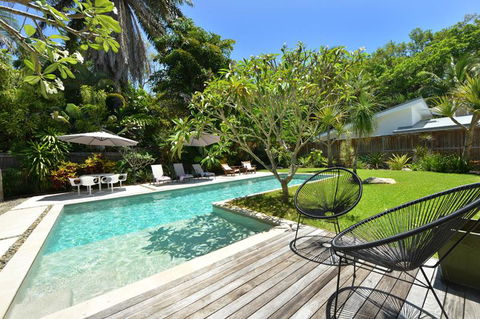 Jamaica Beach House - St Kilda Accommodation 4
