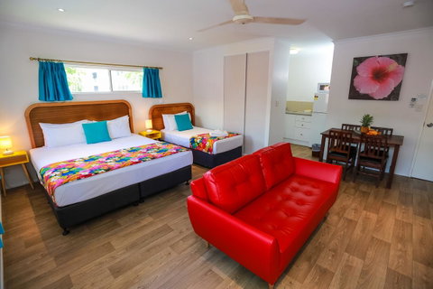 Port Douglas Motel - St Kilda Accommodation 2