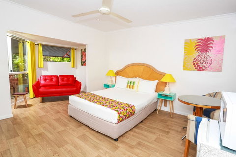 Port Douglas Motel - St Kilda Accommodation 21