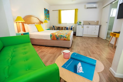 Port Douglas Motel - St Kilda Accommodation 16