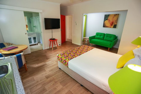 Port Douglas Motel - St Kilda Accommodation 14