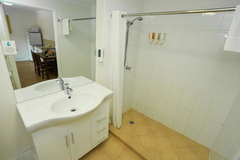 Port Douglas Motel - St Kilda Accommodation 6