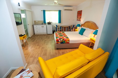 Port Douglas Motel - St Kilda Accommodation 19