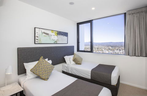 Qube Broadbeach - St Kilda Accommodation 2