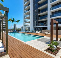 Qube Broadbeach - St Kilda Accommodation
