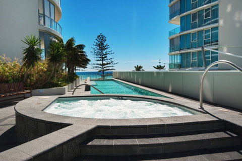Reflections Tower Two - St Kilda Accommodation 0