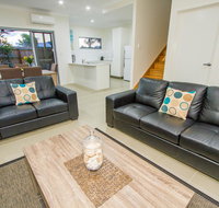 Agnes Sails - St Kilda Accommodation