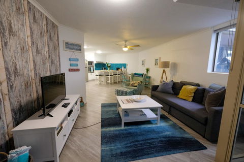 Sanctuary Beach Retreat - St Kilda Accommodation 15