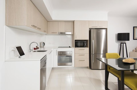 Riviera Mackay - St Kilda Accommodation 8