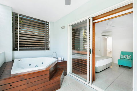 Mantra Aqueous On Port - St Kilda Accommodation 9