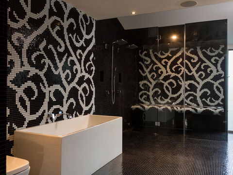 Rumrunner Resort - St Kilda Accommodation 26