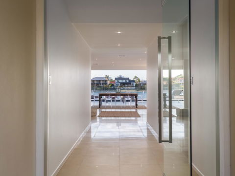 Rumrunner Resort - St Kilda Accommodation 2