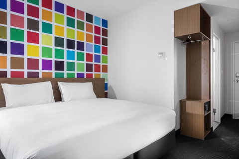 Ibis Styles Brisbane Elizabeth Street - St Kilda Accommodation 10