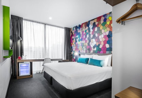 Ibis Styles Brisbane Elizabeth Street - St Kilda Accommodation 16
