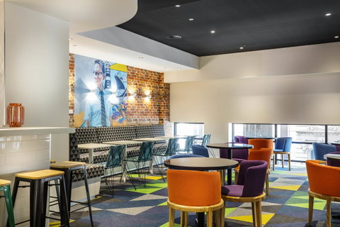 Ibis Styles Brisbane Elizabeth Street - St Kilda Accommodation 8