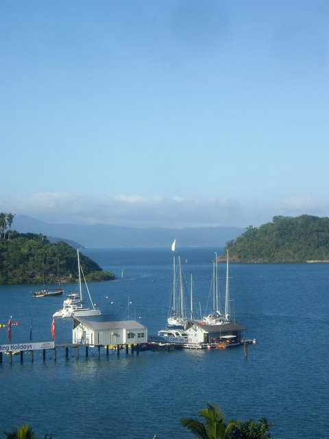 Montipora Unit 3 - In The Heart Of Airlie, Wi-fi And Netflix - St Kilda Accommodation 15