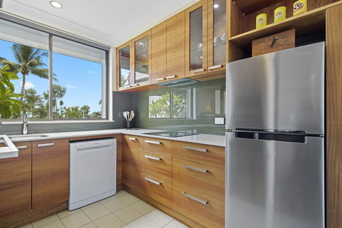 Montipora Unit 3 - In The Heart Of Airlie, Wi-fi And Netflix - St Kilda Accommodation 5