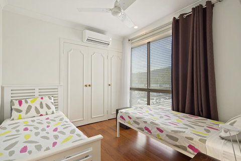 Montipora Unit 3 - In The Heart Of Airlie, Wi-fi And Netflix - St Kilda Accommodation 7