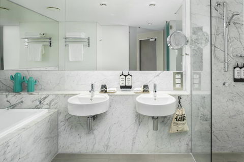 Ovolo The Valley Brisbane - St Kilda Accommodation 2
