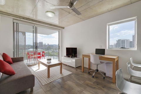 Direct Collective - Pavilion And Governor On Brookes - St Kilda Accommodation 13