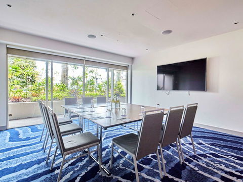 Novotel Cairns Oasis Resort - St Kilda Accommodation 44