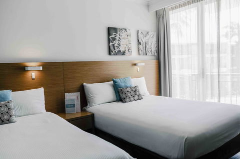 Novotel Cairns Oasis Resort - St Kilda Accommodation 25
