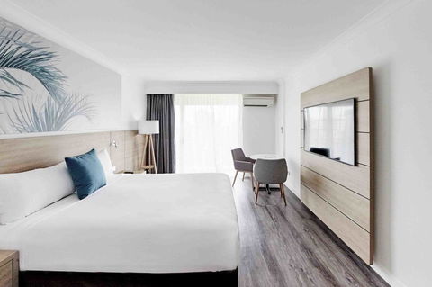 Novotel Cairns Oasis Resort - St Kilda Accommodation 6