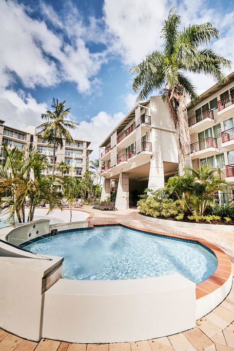 Novotel Cairns Oasis Resort - St Kilda Accommodation 20