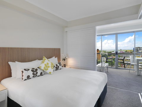 Oaks Mackay Rivermarque Hotel - St Kilda Accommodation 2