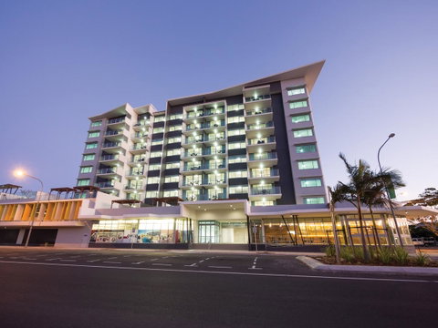 Oaks Mackay Rivermarque Hotel - St Kilda Accommodation 0