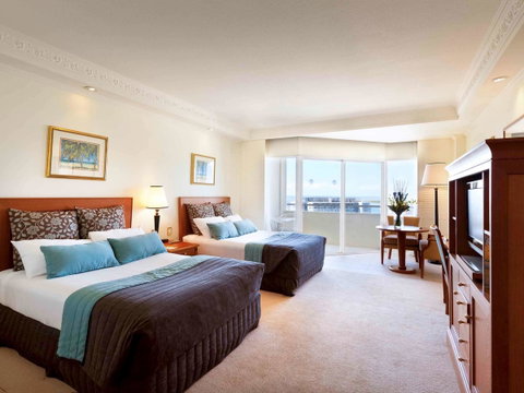 Pullman Cairns International - St Kilda Accommodation 44
